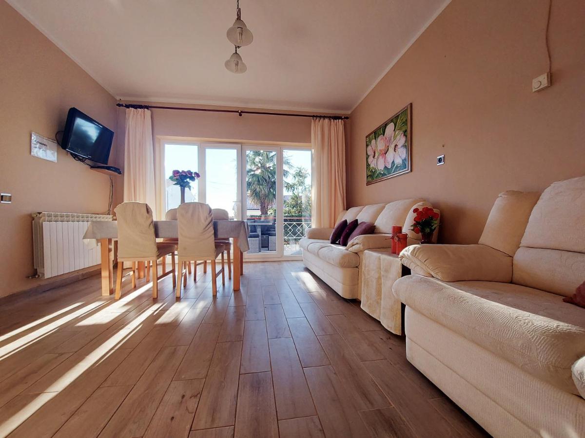 Apartments Adriatic Riviera Crikvenica Bagian luar foto