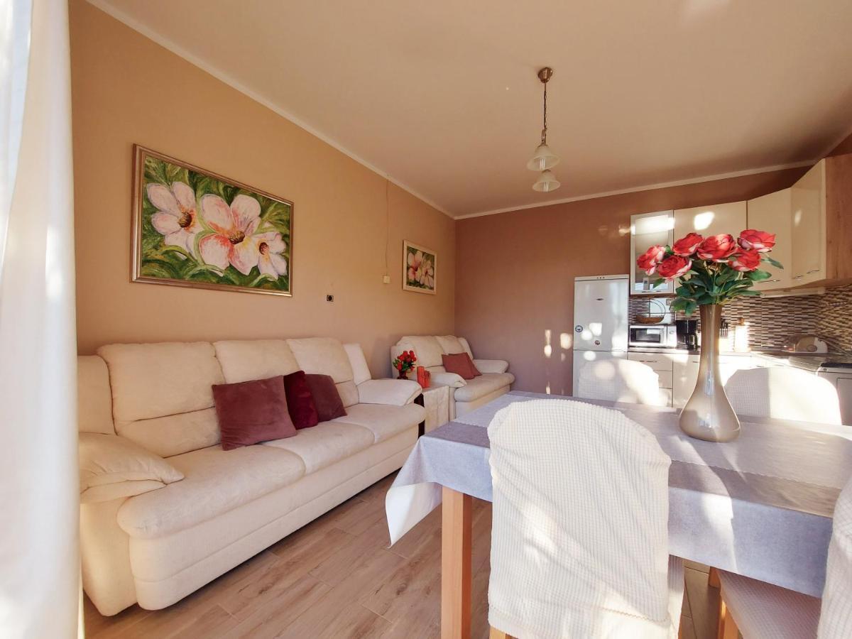 Apartments Adriatic Riviera Crikvenica Bagian luar foto