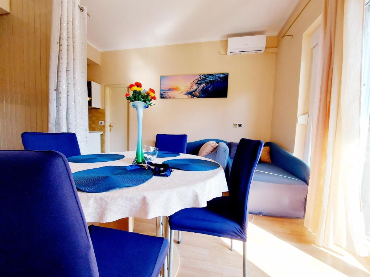 Apartments Adriatic Riviera Crikvenica Bagian luar foto