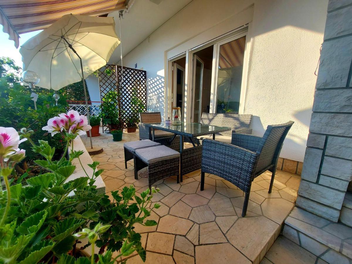 Apartments Adriatic Riviera Crikvenica Bagian luar foto
