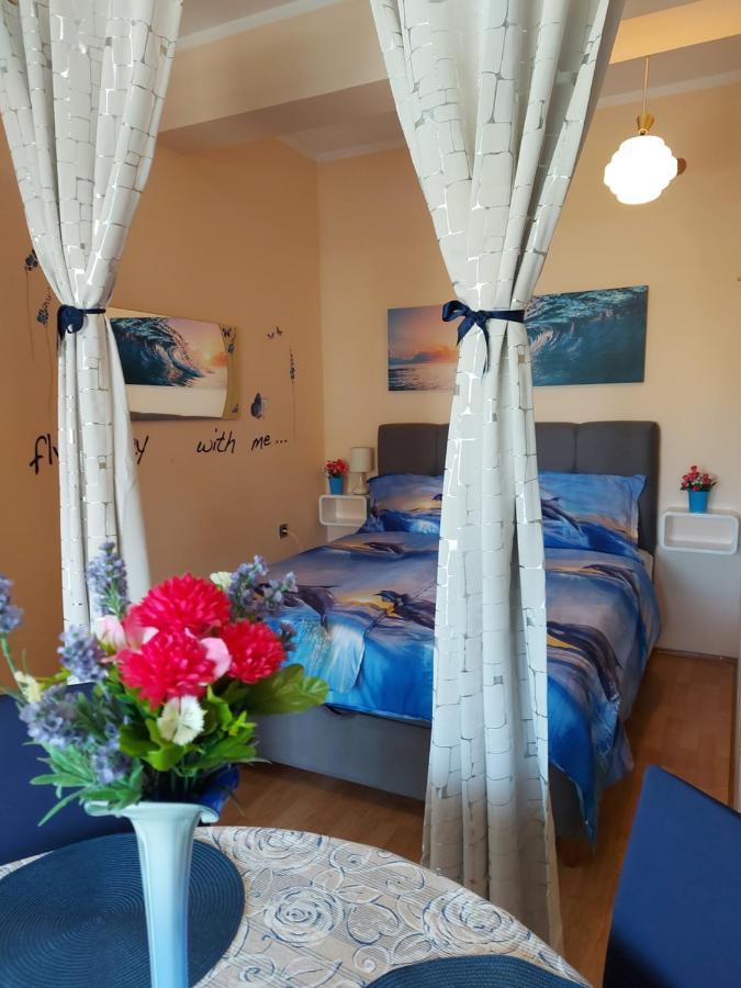 Apartments Adriatic Riviera Crikvenica Bagian luar foto