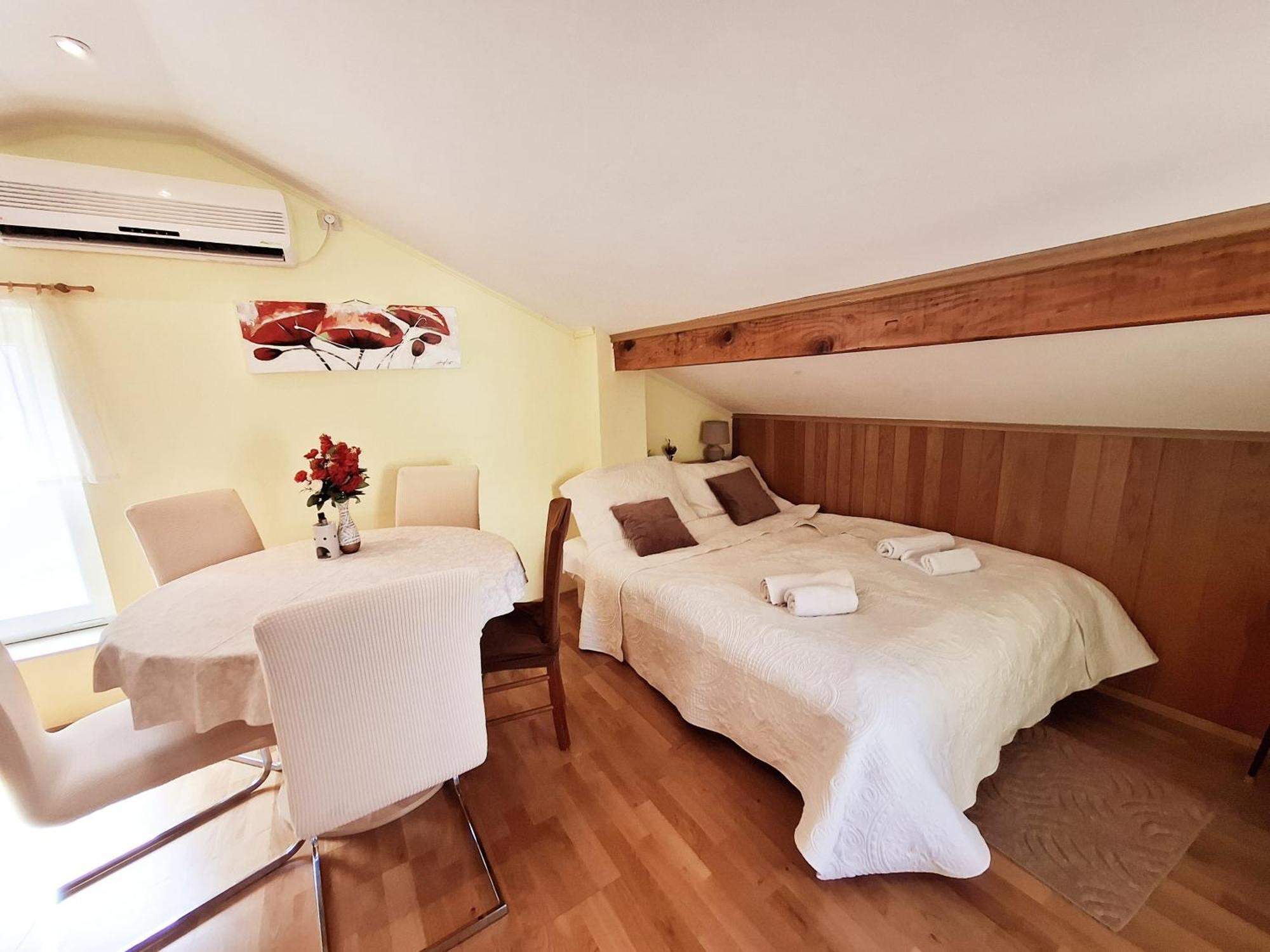 Apartments Adriatic Riviera Crikvenica Bagian luar foto