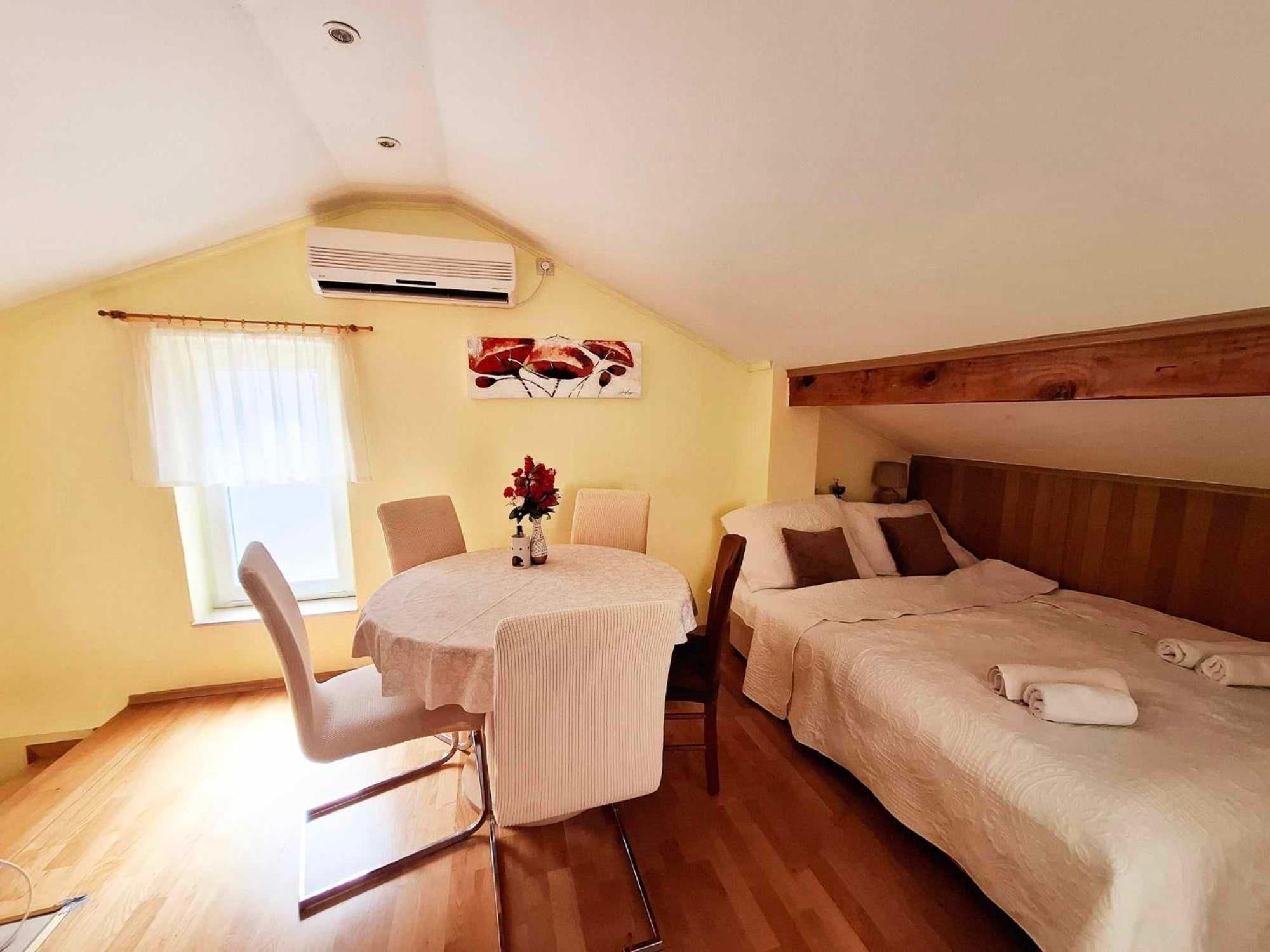 Apartments Adriatic Riviera Crikvenica Bagian luar foto